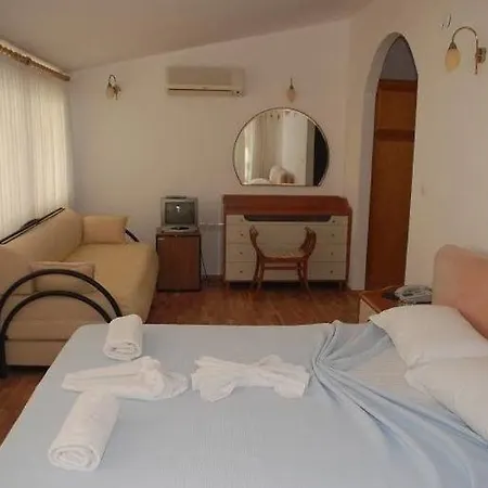 ケルマーン 3* Çeşme