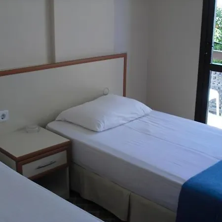 ホテル ケルマーン