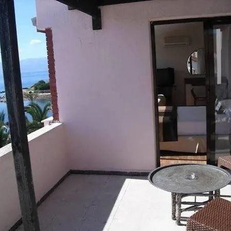 Kerman Hotel Çeşme