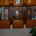 ホテル ケルマーン Çeşme