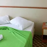ケルマーン ホテル