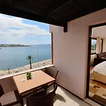 ホテル ケルマーン Çeşme