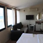 ケルマーン ホテル Çeşme