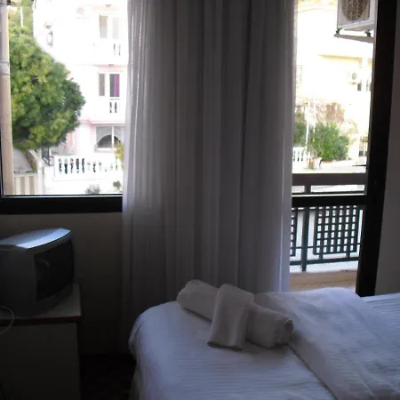 Kerman 4* Çeşme