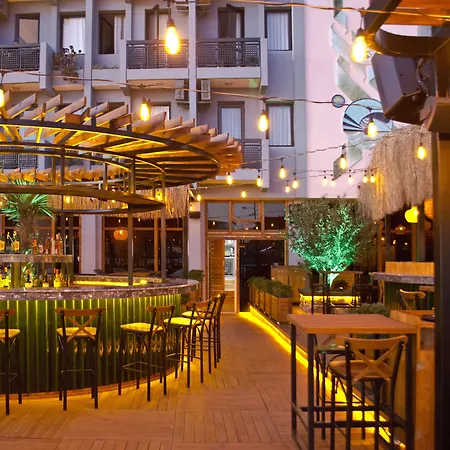 ケルマーン 3* Çeşme